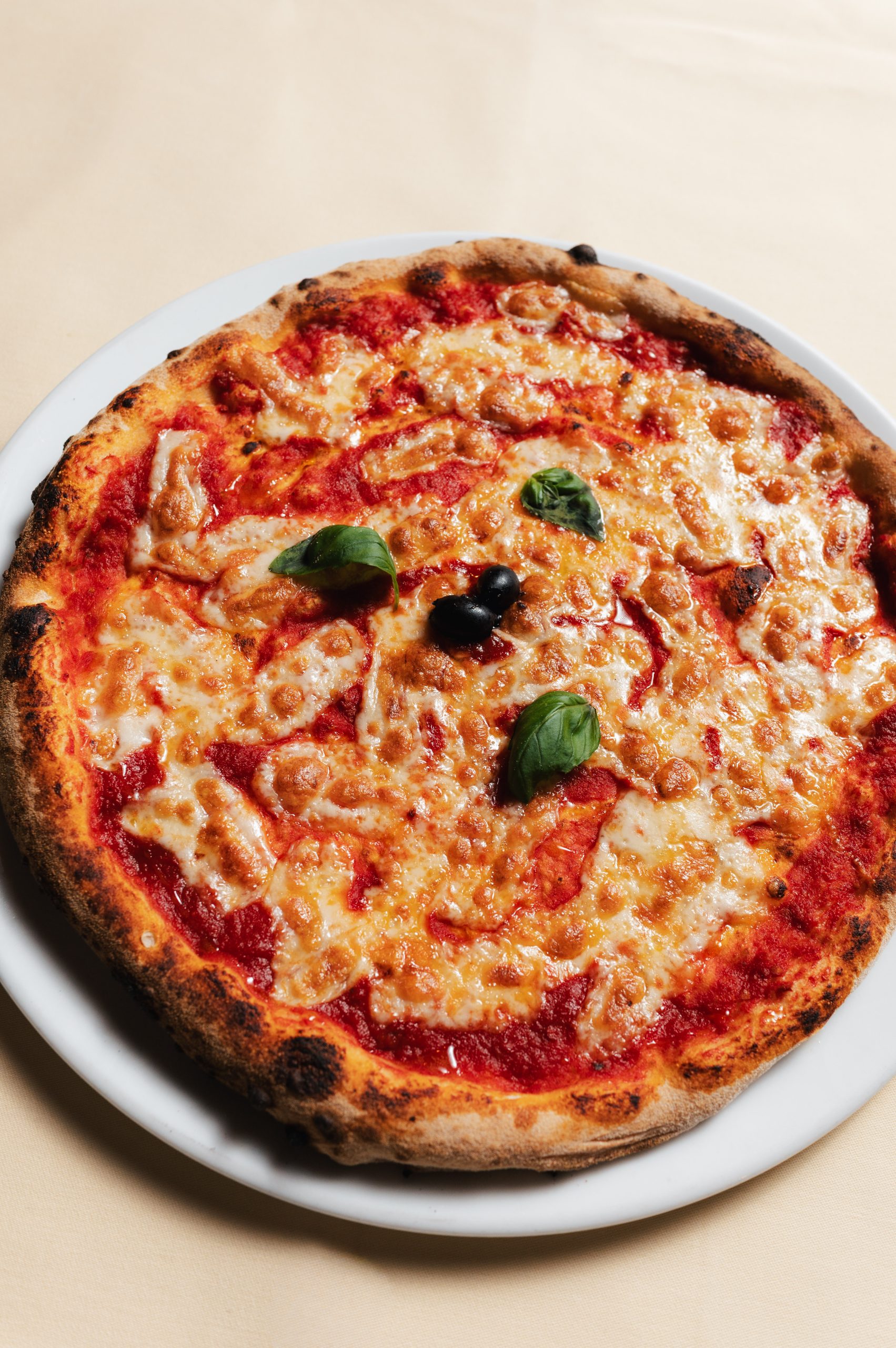 Pizza MARGHERITA Trattoria Volare Zagreb