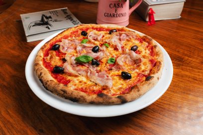 Pizza Pancetta & Cipolla Trattoria Volare Zagreb