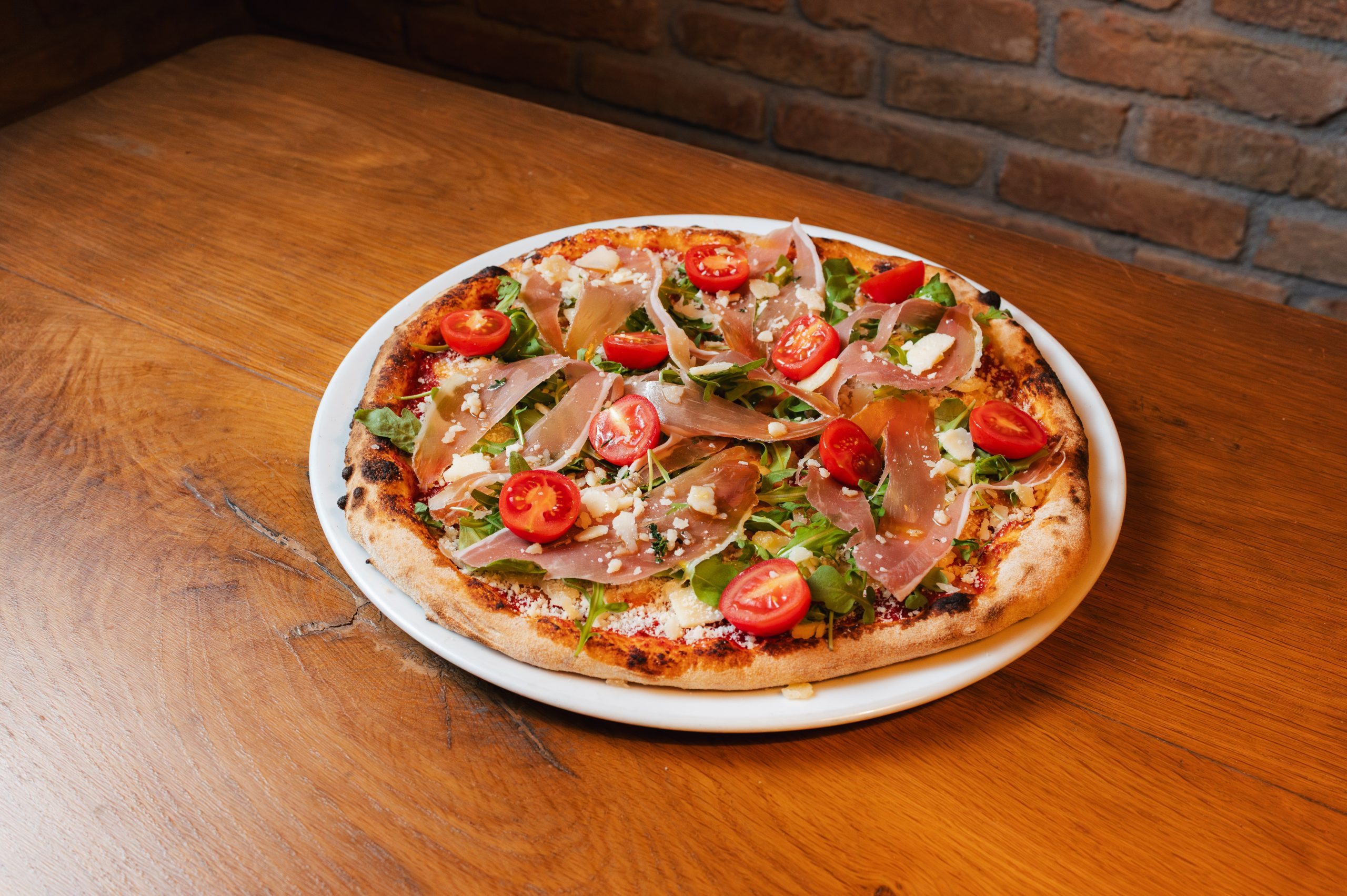 Pizza Prosciutto Trattoria Volare Zagreb